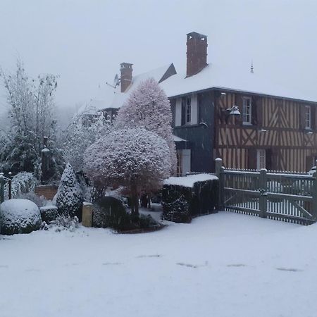 Hotel Au P'Tit Jardin Saint-Sylvestre-de-Cormeilles Zewnętrze zdjęcie